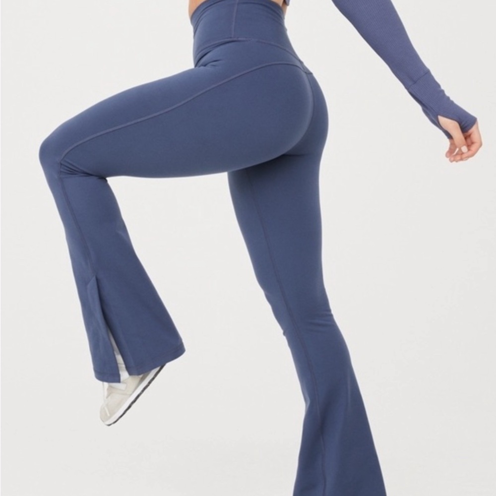 Aerie - Blue Flared Leggings
